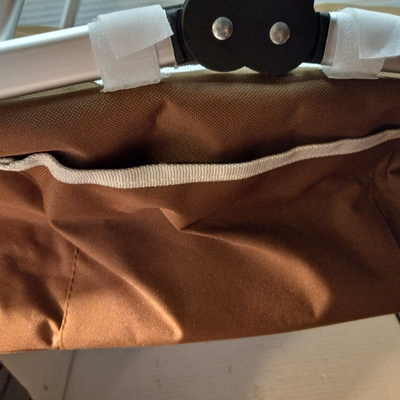 Travelwell Collapsible Basket Framed in Aluminum Soft Sided Cooler Picnic Outing - Picture 10 of 13